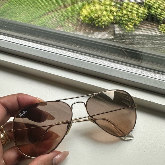 Ray Ban aviator gradient glasses - Picture 8 of 8